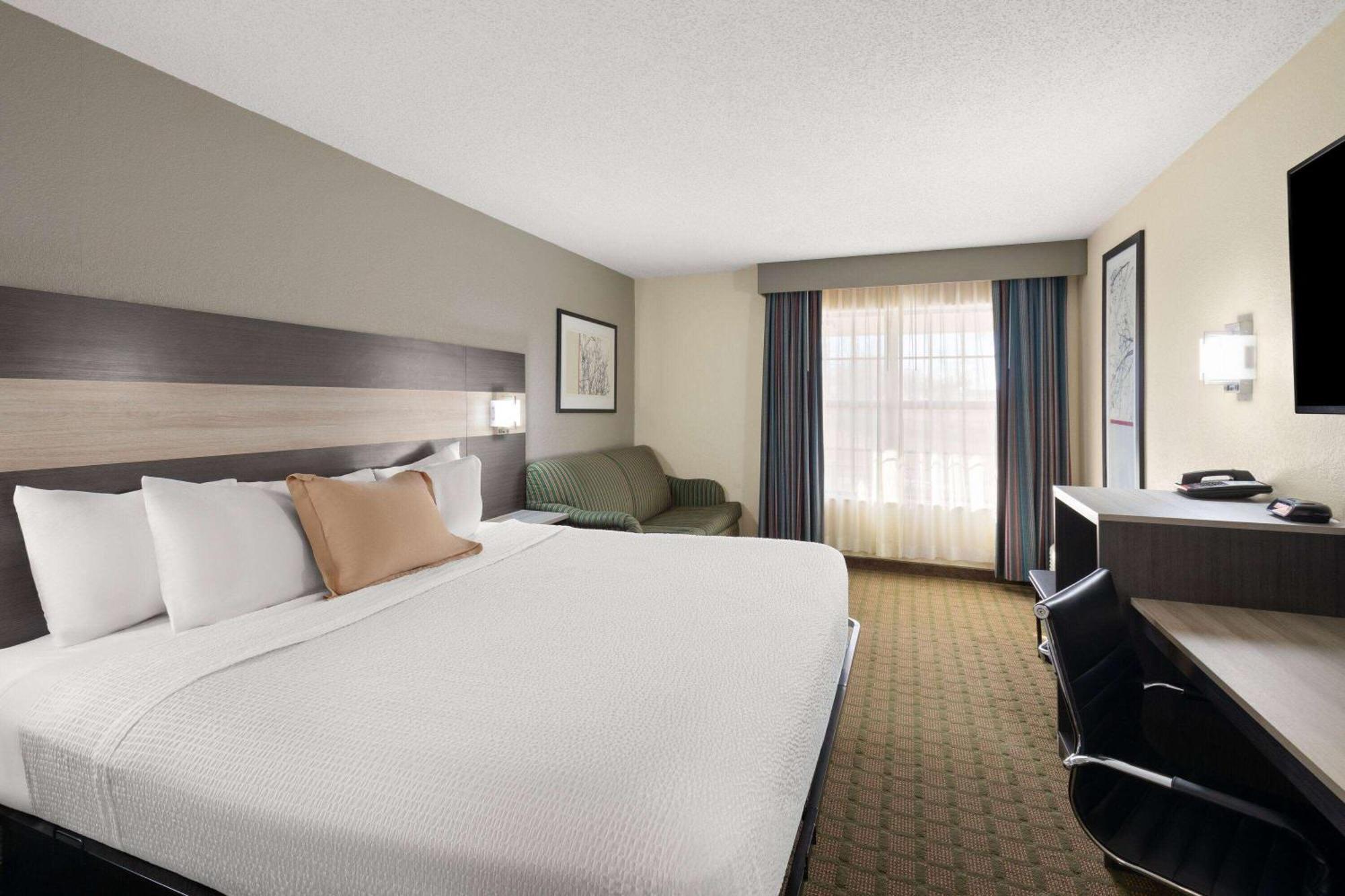 Travelodge By Wyndham Perry National Fairgrounds Area I-75 Exterior foto